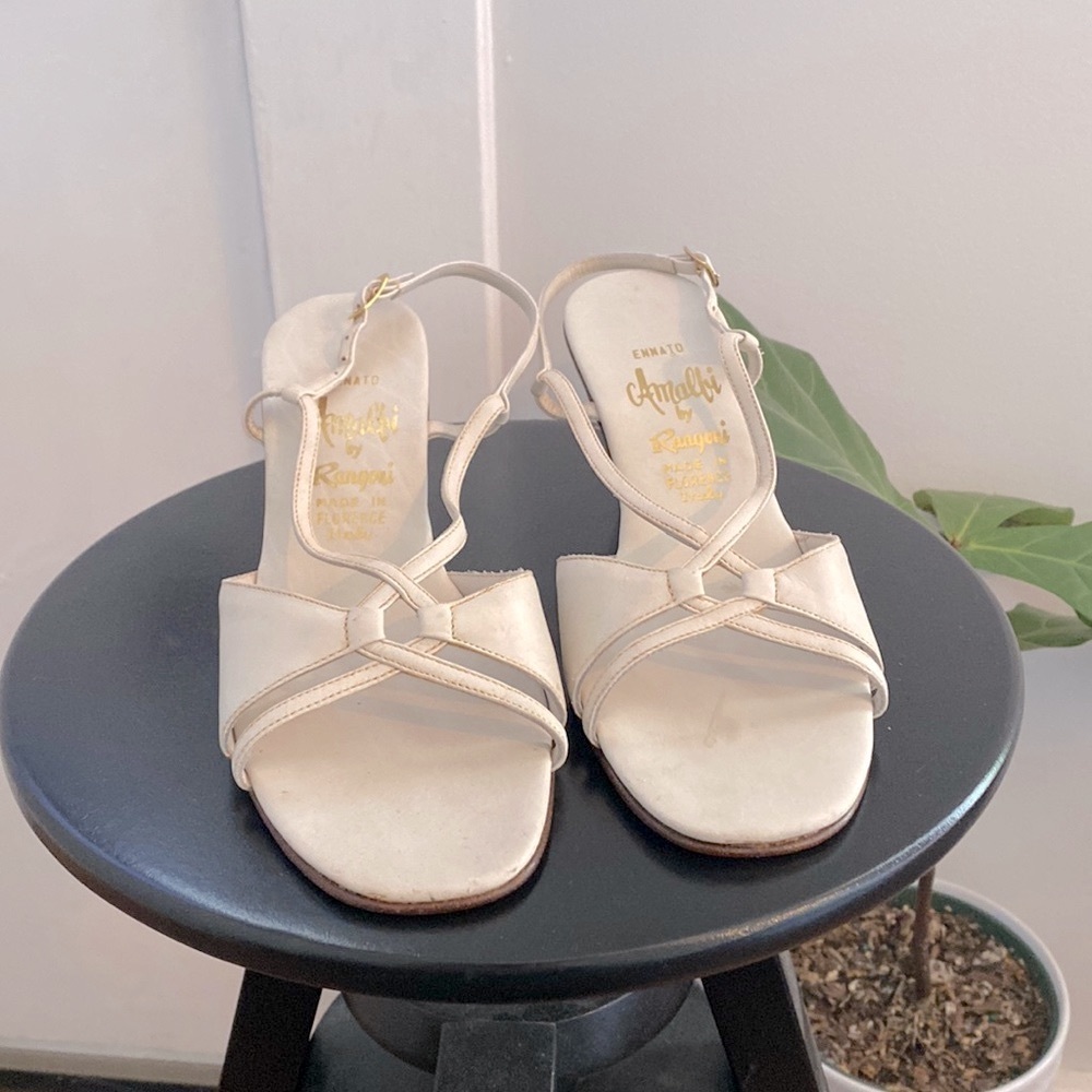 Vintage Amalfi by Rangoni White Sandal Heels Slingback